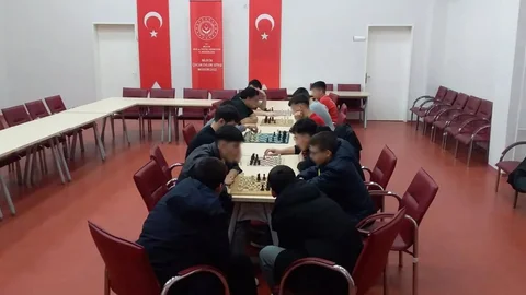 Bilecik'te Çocuklar Arasında Satranç Turnuvası