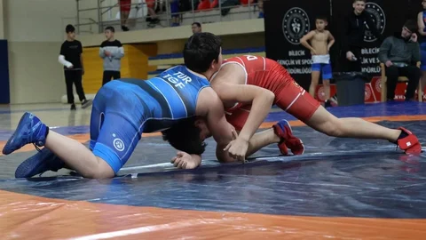 Bilecik'te Güreş Seçmeleri Tamamlandı