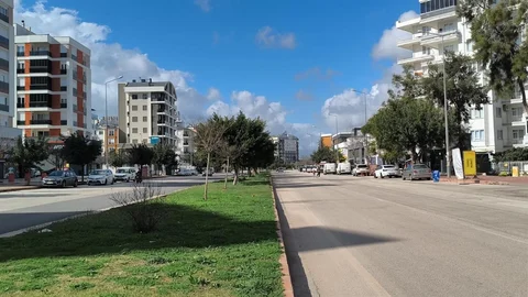 Antalya'da Öğretmenin Ölümüne Sebep Olan Sürücü Yakalandı