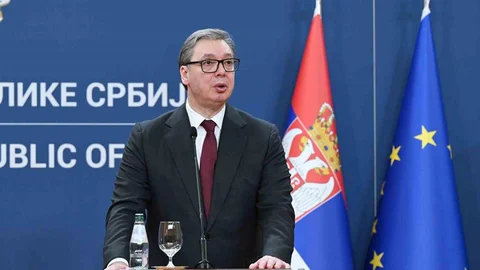 Azerbaycan Cumhurbaşkanı Aliyev Sırbistan'da