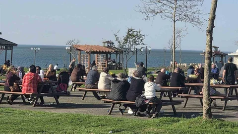 Zonguldak'ta Yaz Havası Hissedildi