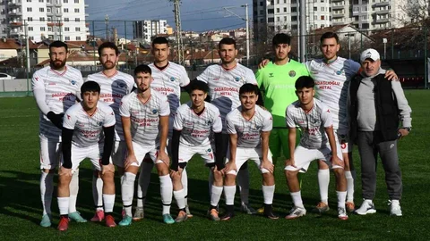 Kayseri Şekerspor Liderliğini Sürdürüyor