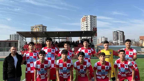 Sungur Futbol Kulübü Ligde Kaldı