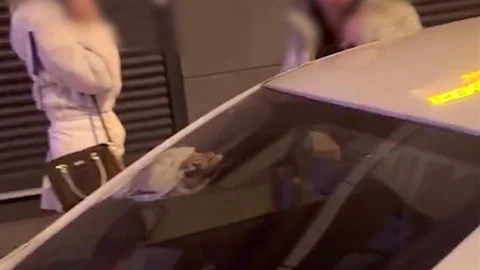 Sultangazi'de Taksiciyle Yolcular Arasında Tartışma