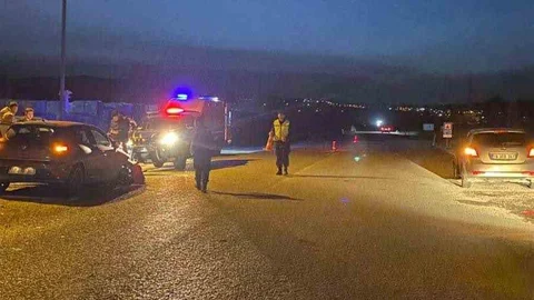 Bilecik'te İki Araç Çarpıştı