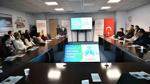 Bursa'da Sigarayı Bırakan Çalışanlar Sertifika Aldı