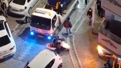 Esenyurt'ta Trafiği Felç Eden Magandalar