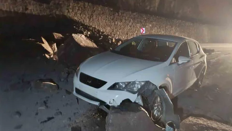 İspir'de Kaya Düşmesi Kazası