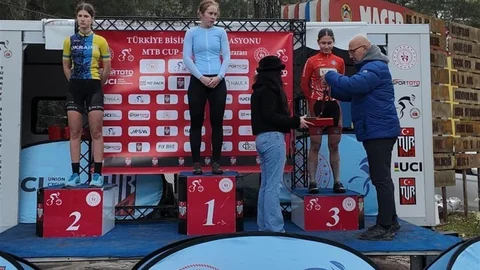 Akhisar'dan Alanya'da Bisiklet Başarısı