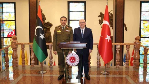 Bakan Güler Libya Genelkurmay Başkanını Ağırladı