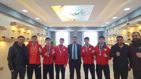 Ağrı Spor Lisesi Öğrencilerinden Şampiyonluk Başarısı