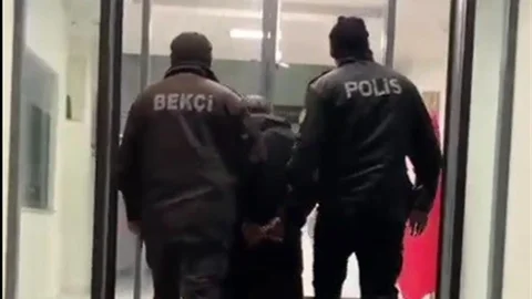 İzmir'de 23 Yıl Hapis Cezası Olan Firari Yakalandı