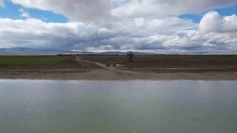 Seyfe Gölü’nde Flamingo Manzarası