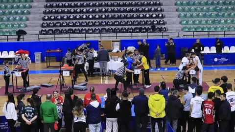 Denizli’de Bilek Güreşi Şampiyonası Heyecanı