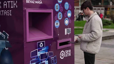 Düzce'de Elektronik Atık Kumbaraları Kuruldu