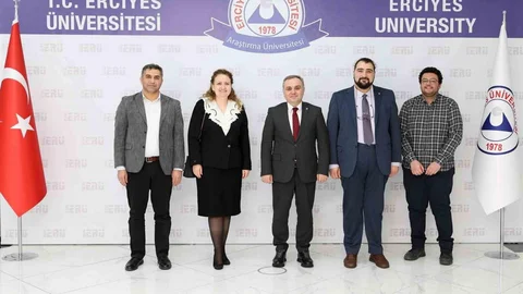 Erciyes Üniversitesi'nde Konferans Düzenlendi