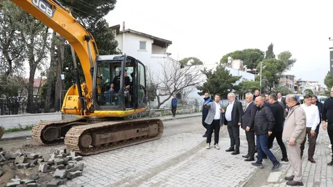 Edremit'te Yoğun Yol Çalışmaları