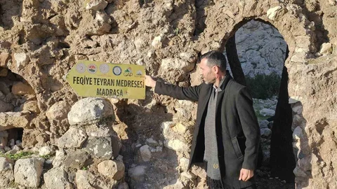 Tarihi Medrese Tehlike Altında