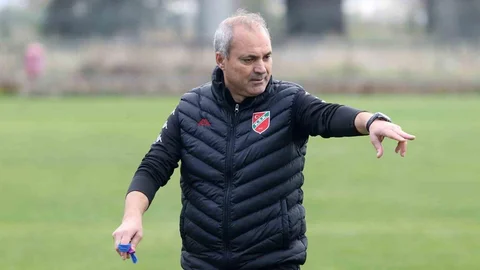 Elazığspor'da Yeni Teknik Direktör Erkan Sözeri