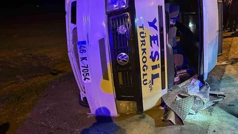 Kahramanmaraş'ta Minibüs Kazası: 10 Yaralı