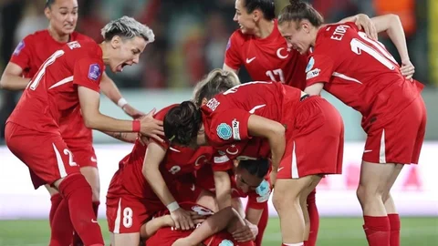 Kadın A Milli Takımı'nın Kadrosu Açıklandı