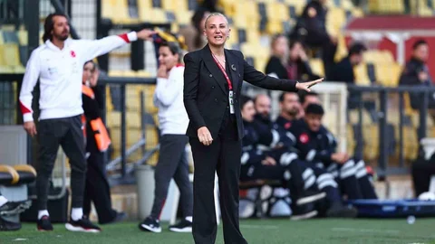Necla Kıragası B Ligi'nde Hedefleri Açıkladı