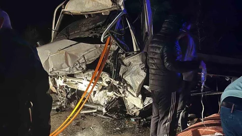 Burdur'da Trafik Kazası: 3 Yaralı Var