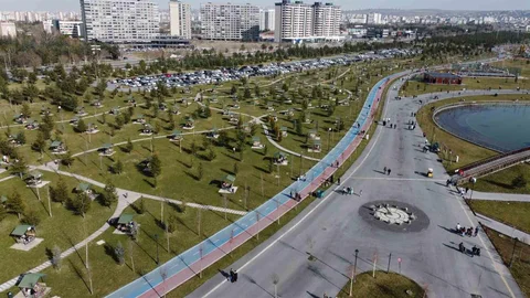 Kayseri'de Millet Bahçesi İlgi Görüyor