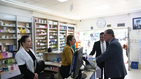 Başkan Balaban Esnafı Ziyaret Etti