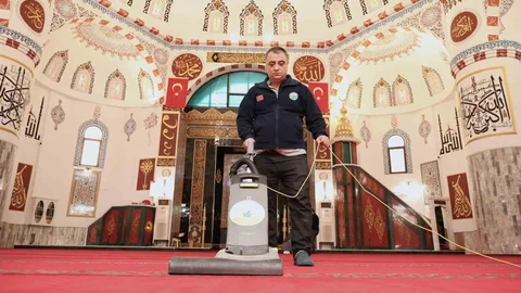 Osmangazi'de Camiler Ramazan İçin Hazırlandı