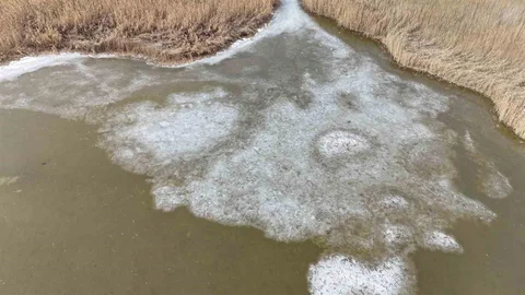 Iğdır'da Buzlar Erimeye Başladı