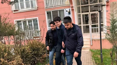 Bursa'da Ablasını Bıçakla Rehin Aldı
