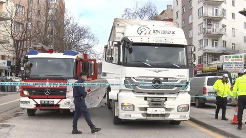 Ankara'da Tır Çarpması Sonucu Kadın Hayatını Kaybetti