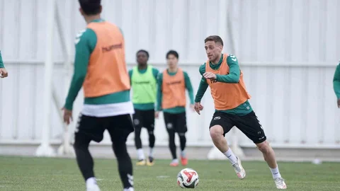 Konyaspor Galatasaray Maçına Hazırlanıyor