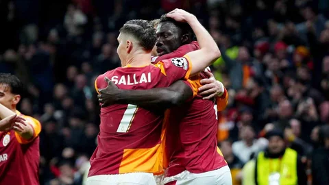 Galatasaray Rövanş İçin Avantajlı Skorla Gitti
