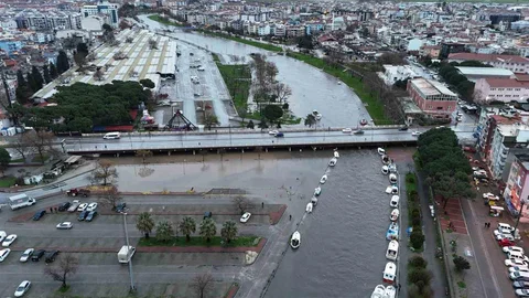 Çanakkale'de Taşan Sarıçay Görüntülendi
