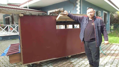 Balıkesir'de Gezen Tavuk Kümesi Yapıldı