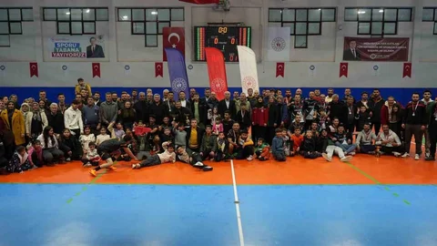 Tavas'ta Futsal Turnuvası Şampiyonu Belli Oldu