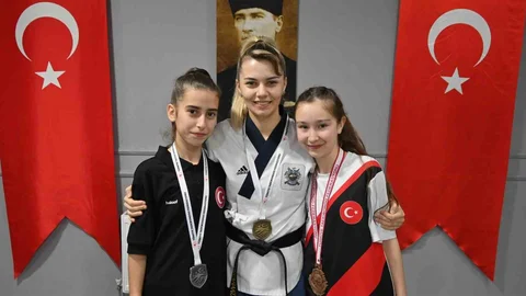 Eskişehirli Taekwondocu Tarih Yazdı