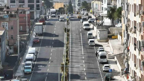 İzmir Karabağlar'a Ulaşım Yolu Yapıldı