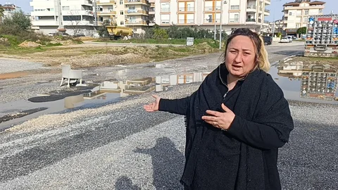 Antalya'da Yağış Sonrası Çukur Önlemi