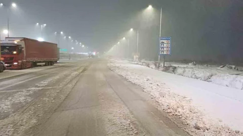 Balkanlardan Gelen Kar Edirne'yi Etkiledi
