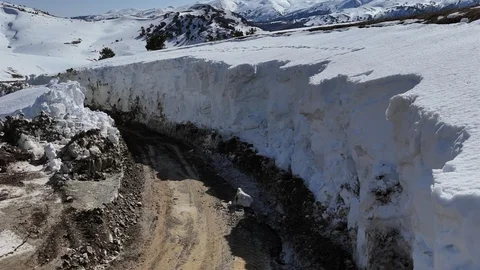 Tokat'ta Kar Kalınlığı 3 Metreyi Aştı