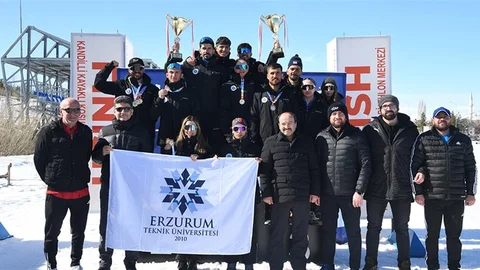 Erzurum'da Kayaklı Koşu Şampiyonu Oldu