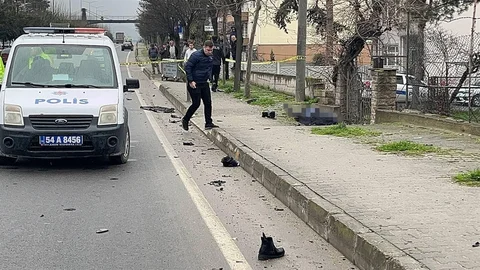 Sakarya'da Feci Kaza: Anne Yaralandı, Kızı Hayatını Kaybetti