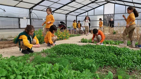 Karatay Tabiat Mektebi'nde Eğitimler Devam Ediyor