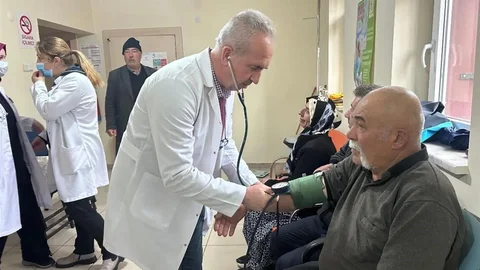 Mobil Sağlıklı Hayat Timi Niğde'de Hizmette