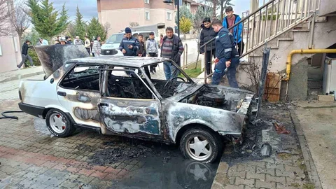 Kastamonu'da Yanan Araç Kullanılamaz Hale Geldi