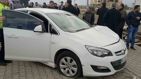 Tren Kazasında 3 Kişi Yaralandı