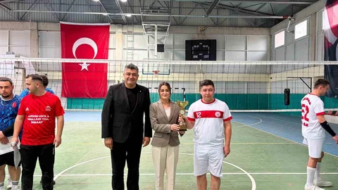 Özvatan Voleybol Turnuvası Tamamlandı